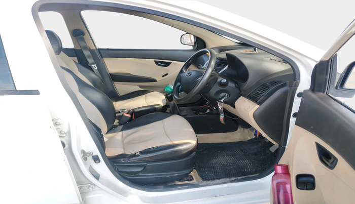 2014 Hyundai Eon ERA +, Petrol, Manual, 2,18,830 km, interior