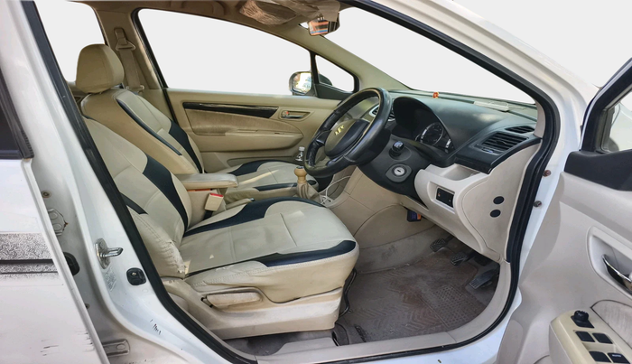 2014 Maruti Ertiga VDI ANNIVERSARY EDITION, Diesel, Manual, 1,20,280 km, interior