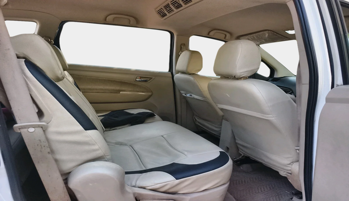 2014 Maruti Ertiga VDI ANNIVERSARY EDITION, Diesel, Manual, 1,20,280 km, interior