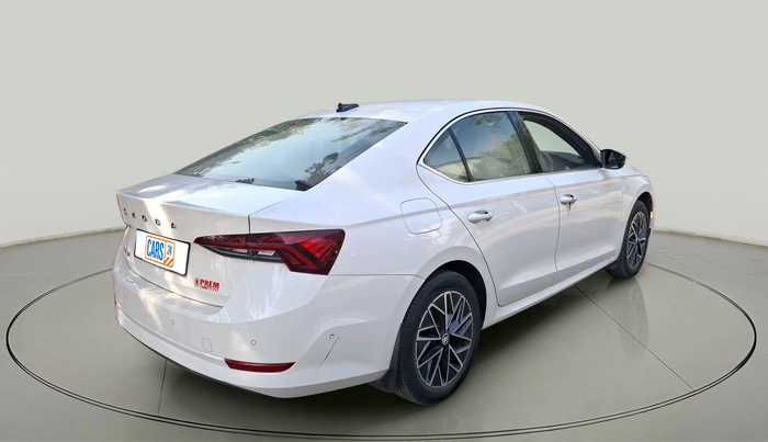 2022 Skoda Octavia L&K 2.0 AT, Petrol, Automatic, 18,347 km, exterior