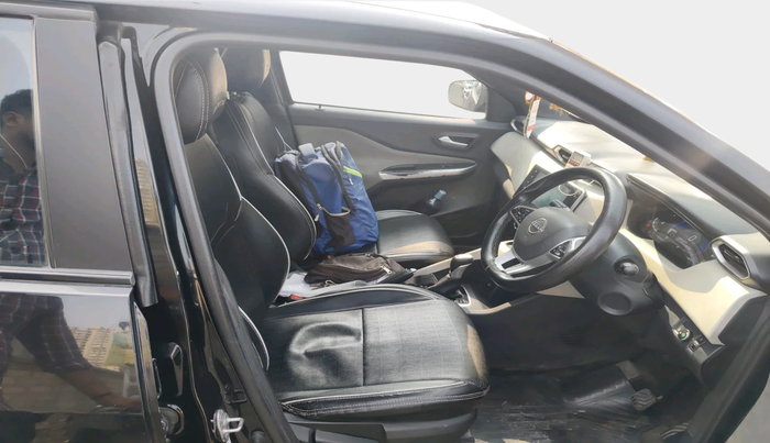 2021 Nissan MAGNITE XV AMT, Petrol, Automatic, 1,00,523 km, interior