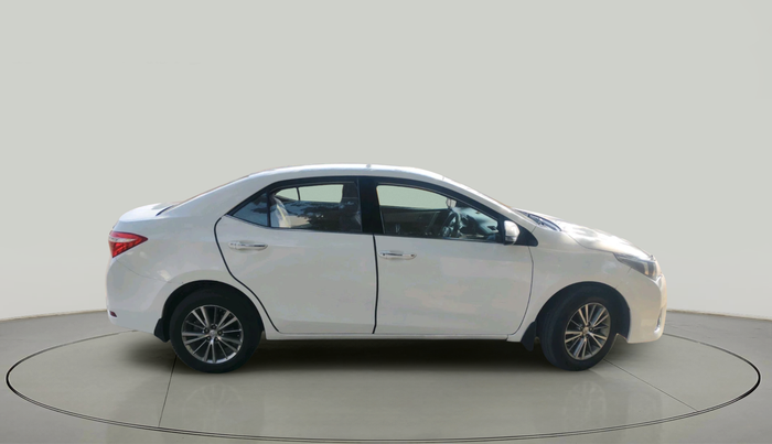 2014 Toyota Corolla Altis GL DIESEL, Diesel, Manual, 1,04,101 km, exterior