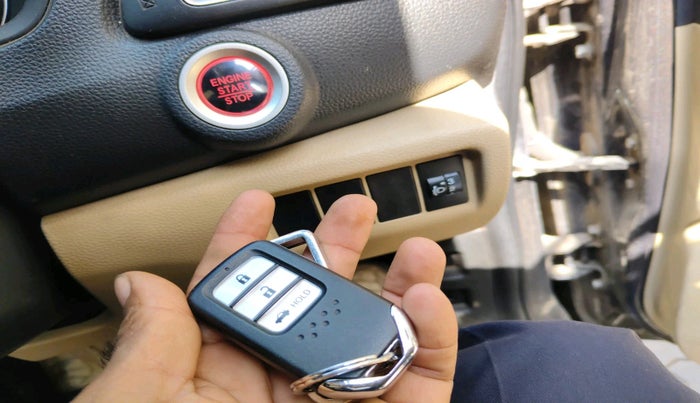 2020 Honda Amaze 1.2L I-VTEC V, Petrol, Manual, 79,894 km, interior