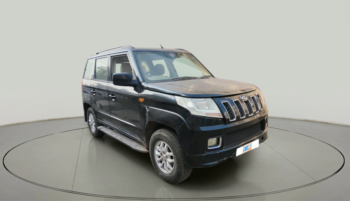 2017 Mahindra TUV300 T8, Diesel, Manual, 82,204 km, exterior