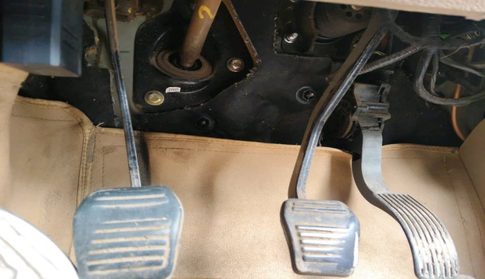 2017 Mahindra TUV300 T8, Diesel, Manual, 82,204 km, interior