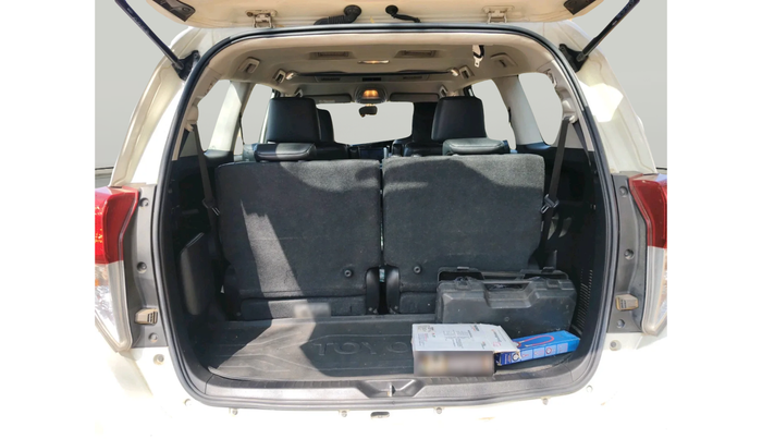 2021 Toyota Innova Crysta 2.4 ZX 7 STR, Diesel, Manual, 82,457 km, exterior