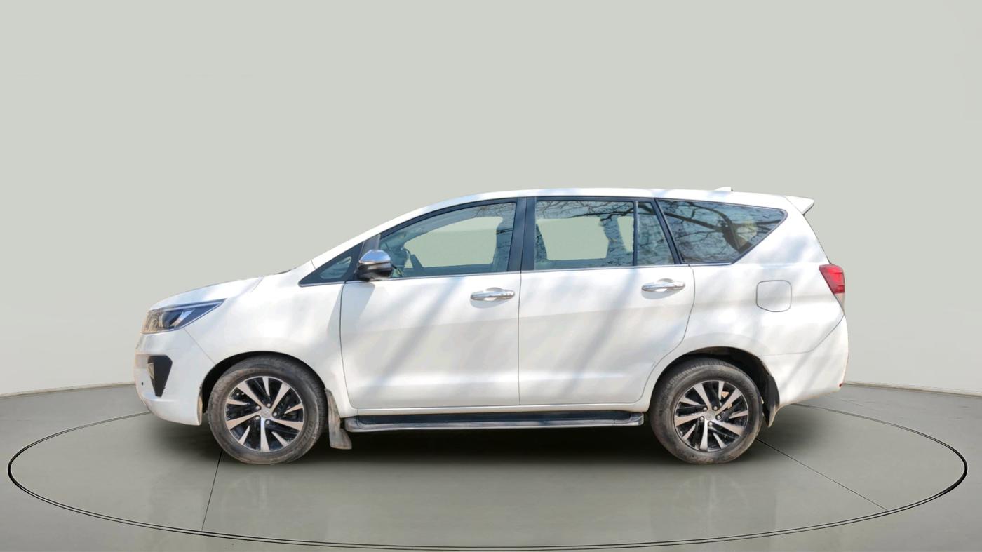 2021 Toyota Innova Crysta 2.4 ZX 7 STR, Diesel, Manual, 82,457 km, exterior