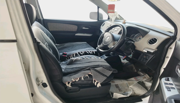 2016 Maruti Wagon R 1.0 VXI AMT, Petrol, Automatic, 52,749 km, interior