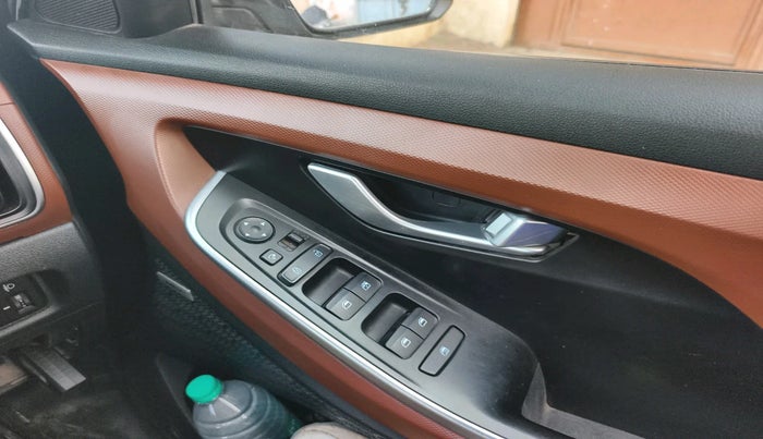 2021 Hyundai ALCAZAR 1.5 SIGNATURE (O) AT 6STR, Diesel, Automatic, 1,23,304 km, interior