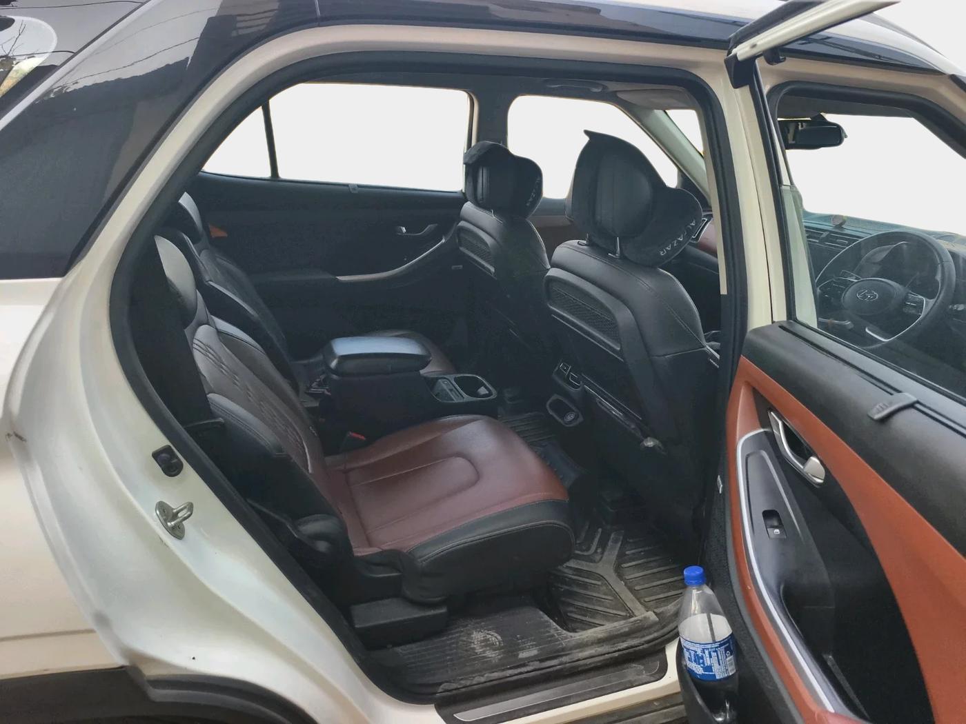 2021 Hyundai ALCAZAR 1.5 SIGNATURE (O) AT 6STR, Diesel, Automatic, 1,23,304 km, interior