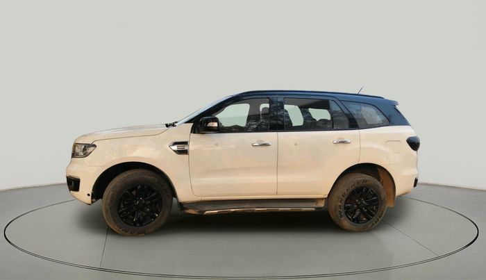 2016 Ford Endeavour TITANIUM 2.2 4X2 AT, Diesel, Automatic, 1,01,080 km, exterior