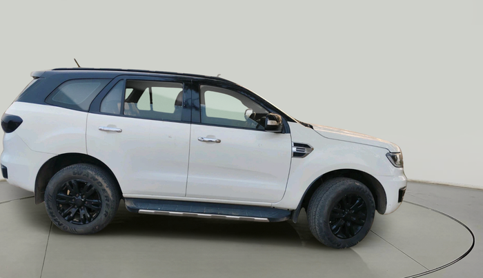 2016 Ford Endeavour TITANIUM 2.2 4X2 AT, Diesel, Automatic, 1,01,080 km, exterior