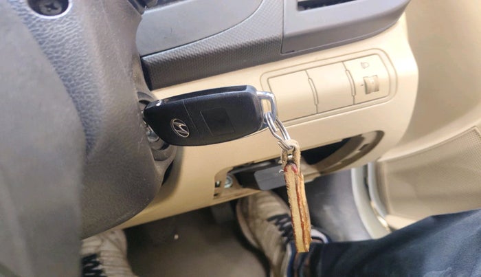 2014 Hyundai Verna FLUIDIC 1.4 VTVT CX, Petrol, Manual, 99,712 km, interior