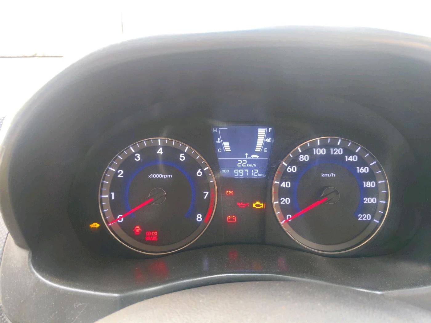 2014 Hyundai Verna FLUIDIC 1.4 VTVT CX, Petrol, Manual, 99,712 km, interior