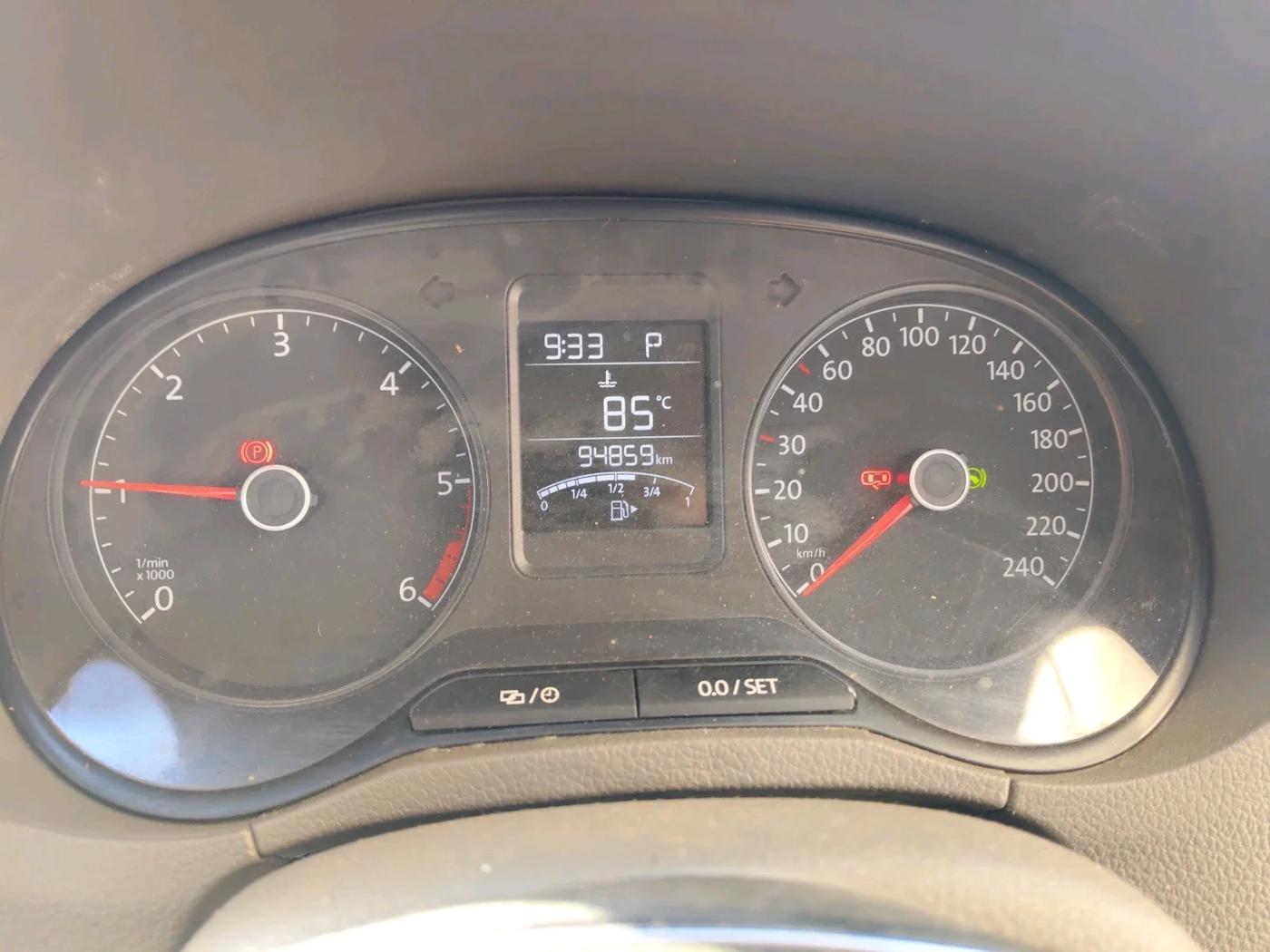 2016 Volkswagen Vento HIGHLINE 1.5 AT, Diesel, Automatic, 94,859 km, interior