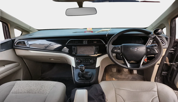 2018 Mahindra MARAZZO M6 7 STR, Diesel, Manual, 1,35,461 km, interior