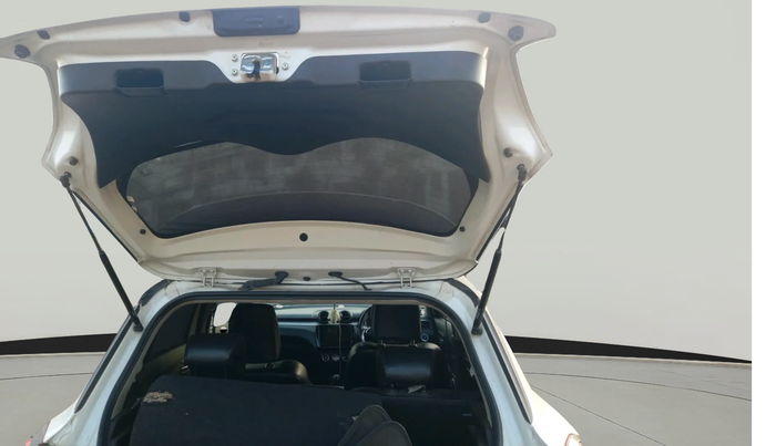 2023 Maruti Swift ZXI CNG, Petrol, Manual, 1,14,830 km, exterior