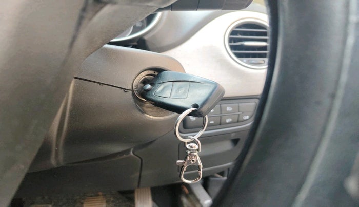 2016 Fiat Punto EVO DYNAMIC 1.2, Petrol, Manual, 1,36,592 km, interior