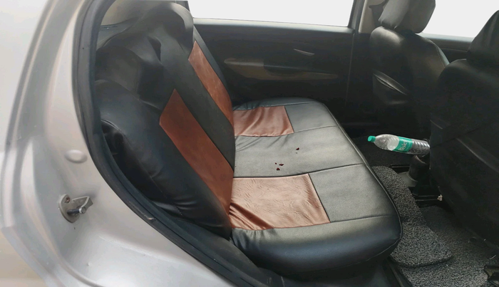 2016 Fiat Punto EVO DYNAMIC 1.2, Petrol, Manual, 1,36,592 km, interior