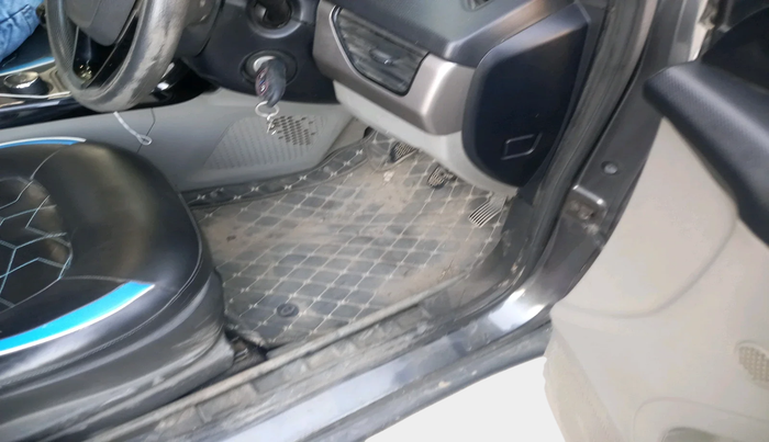 2020 Tata NEXON XM DIESEL, Diesel, Manual, 85,516 km, interior