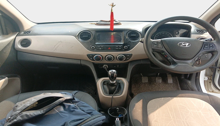 2017 Hyundai Grand i10 SPORTZ (O) 1.2 U2 CRDI, Diesel, Manual, 1,55,938 km, interior