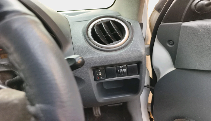 2013 Maruti Alto 800 LXI, Petrol, Manual, 1,40,286 km, interior