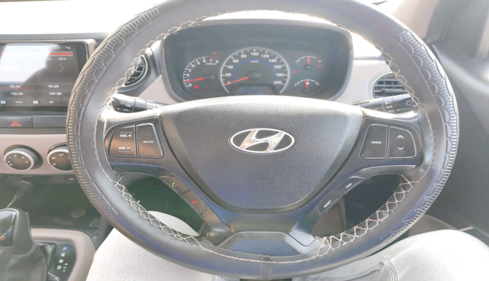 2015 Hyundai Grand i10 ASTA AT 1.2 KAPPA VTVT, Petrol, Automatic, 1,00,865 km, interior