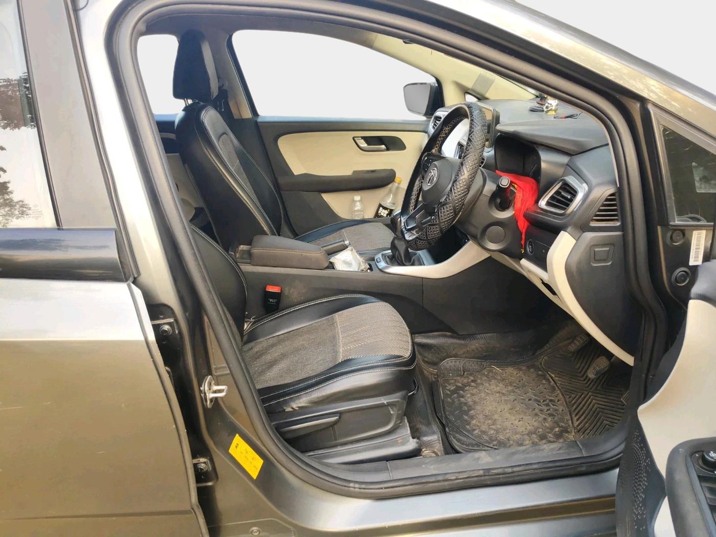 2022 Tata ALTROZ XZ PETROL, Petrol, Manual, 55,366 km, interior