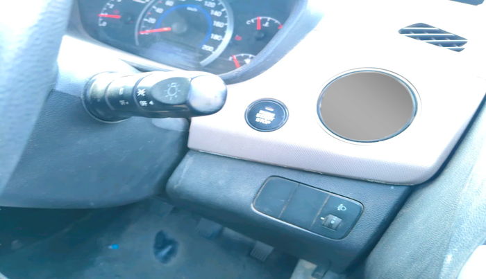 2013 Hyundai Grand i10 SPORTZ 1.1 CRDI, Diesel, Manual, 1,07,509 km, interior