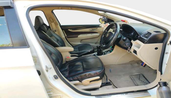 2015 Maruti Ciaz VDI, Diesel, Manual, 1,06,917 km, interior