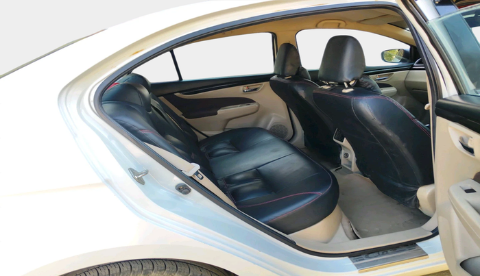 2015 Maruti Ciaz VDI, Diesel, Manual, 1,06,917 km, interior