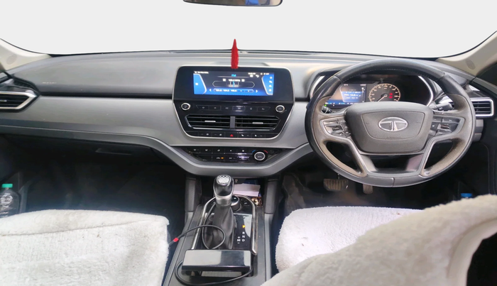2020 Tata Harrier XZA PLUS 2.0L, Diesel, Automatic, 1,17,272 km, interior