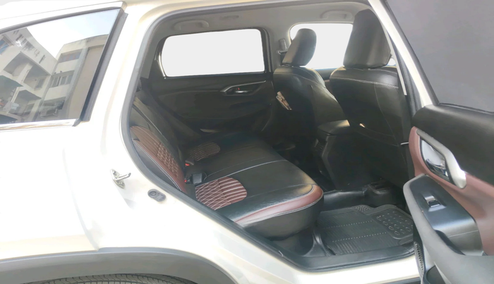 2025 Maruti Grand Vitara DELTA CNG, CNG, Manual, 12,374 km, interior