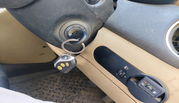 2010 Hyundai i10 ERA 1.1, Petrol, Manual, 1,19,228 km, interior