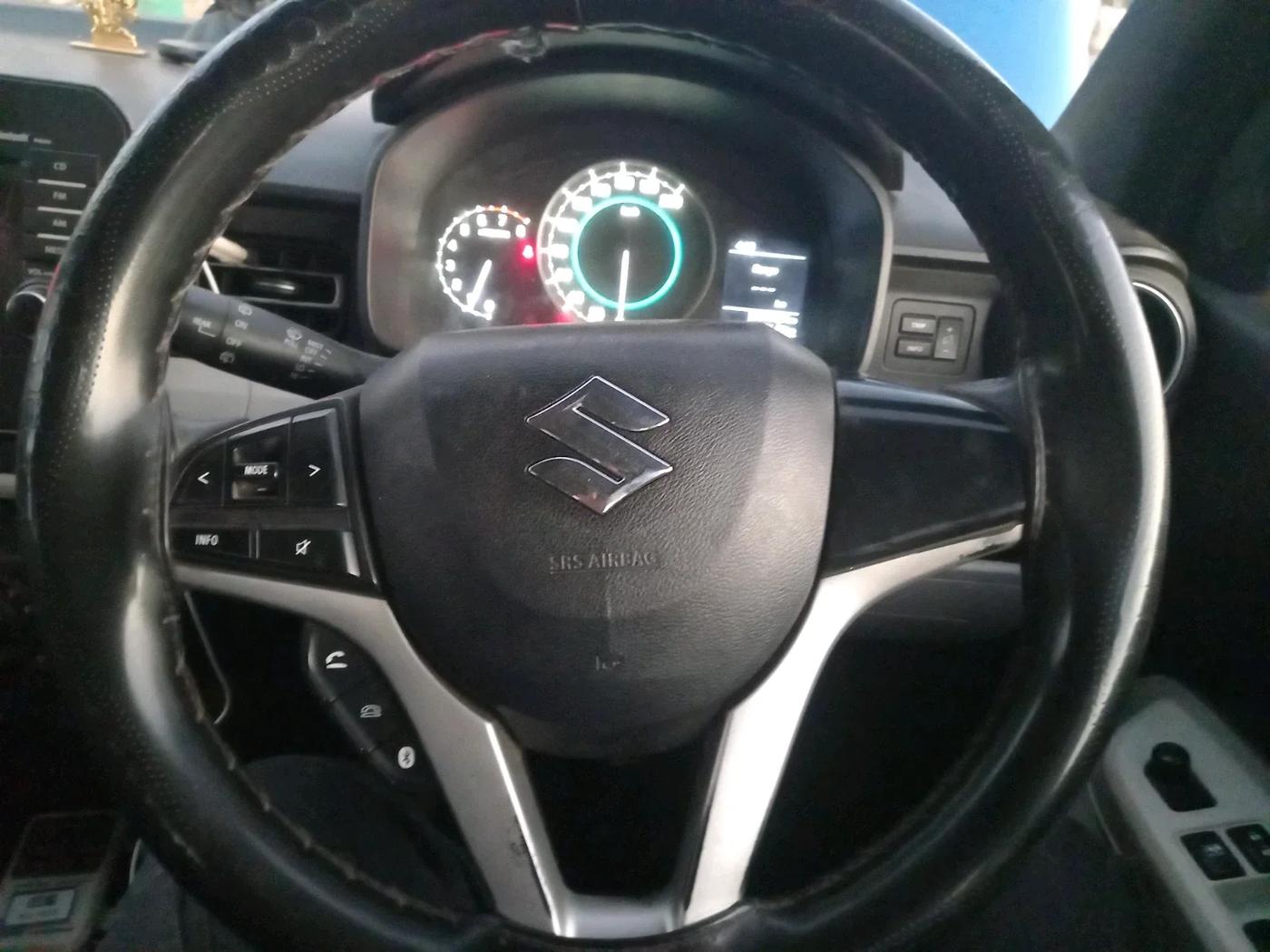 2017 Maruti IGNIS ZETA 1.2, CNG, Manual, 1,26,100 km, interior
