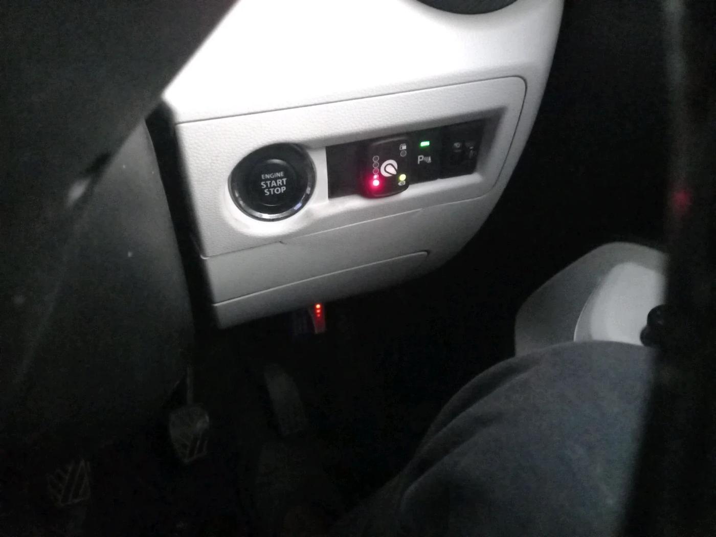2017 Maruti IGNIS ZETA 1.2, CNG, Manual, 1,26,100 km, interior