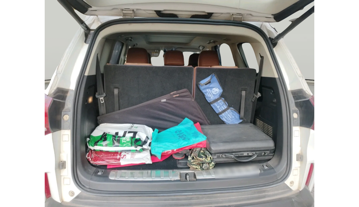 2022 MG GLOSTER SAVVY 2.0 TURBO 7 STR 2WD, Diesel, Automatic, 1,27,500 km, exterior