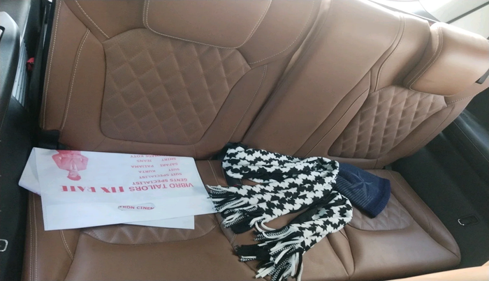 2022 MG GLOSTER SAVVY 2.0 TURBO 7 STR 2WD, Diesel, Automatic, 1,27,500 km, interior