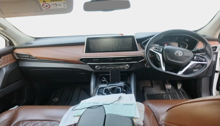 2022 MG GLOSTER SAVVY 2.0 TURBO 7 STR 2WD, Diesel, Automatic, 1,27,500 km, interior