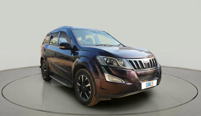 2015 Mahindra XUV500 W10, Diesel, Manual, 1,41,110 km, exterior