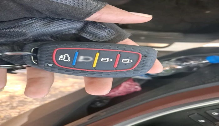 2022 Hyundai ALCAZAR PLATINUM (O) 6STR 2.0 AT, Petrol, Automatic, 44,268 km, interior