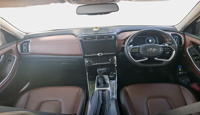 2022 Hyundai ALCAZAR PLATINUM (O) 6STR 2.0 AT, Petrol, Automatic, 44,268 km, interior