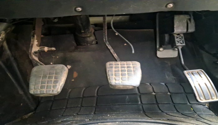 2011 Tata Safari 4X2 VX DICOR 2.2 VTT, Diesel, Manual, 2,48,507 km, interior