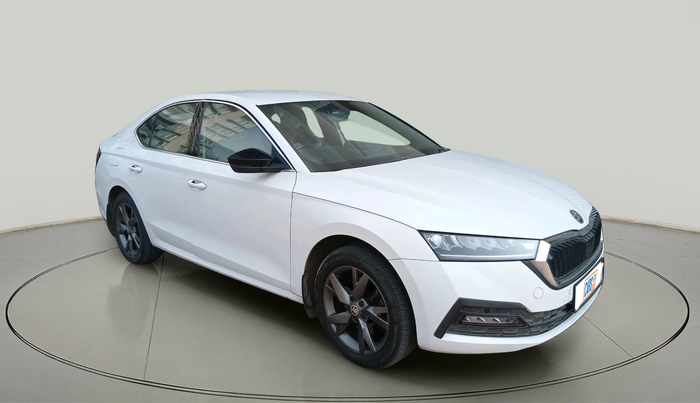 2022 Skoda Octavia STYLE 2.0, Petrol, Automatic, 38,477 km, exterior