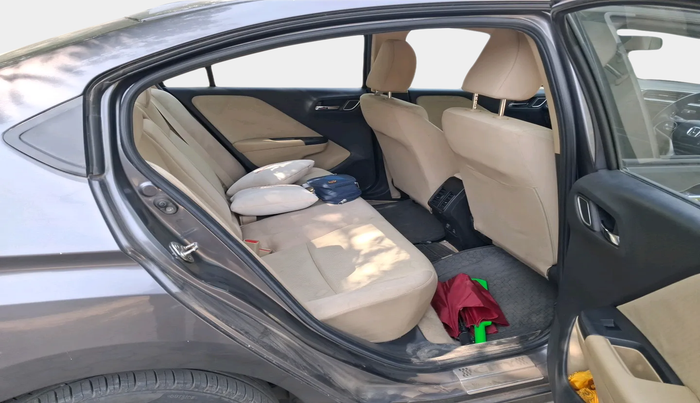 2017 Honda City 1.5L I-VTE V CVT, Petrol, Automatic, 49,579 km, interior