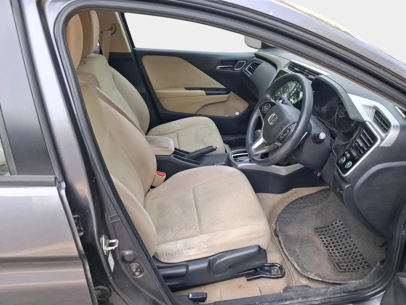 2017 Honda City 1.5L I-VTE V CVT, Petrol, Automatic, 49,579 km, interior