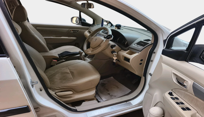 2015 Maruti Ertiga VDI, Diesel, Manual, 1,63,977 km, interior