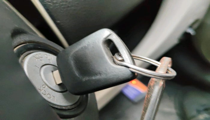 2017 Datsun Go T, Petrol, Manual, 98,373 km, interior