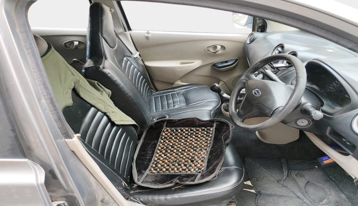 2017 Datsun Go T, Petrol, Manual, 98,373 km, interior