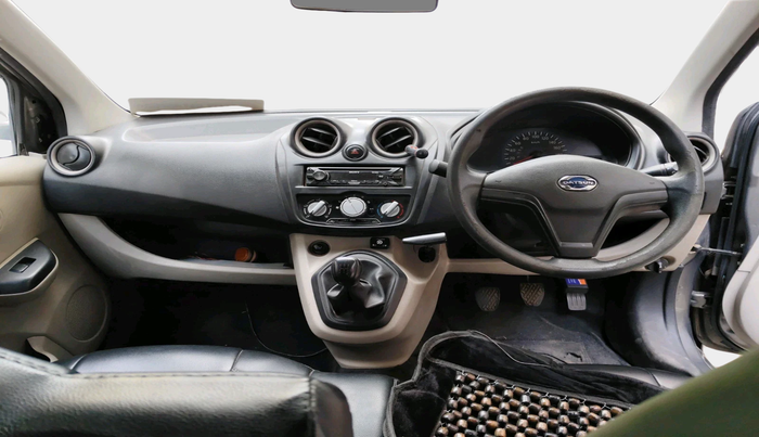 2017 Datsun Go T, Petrol, Manual, 98,373 km, interior